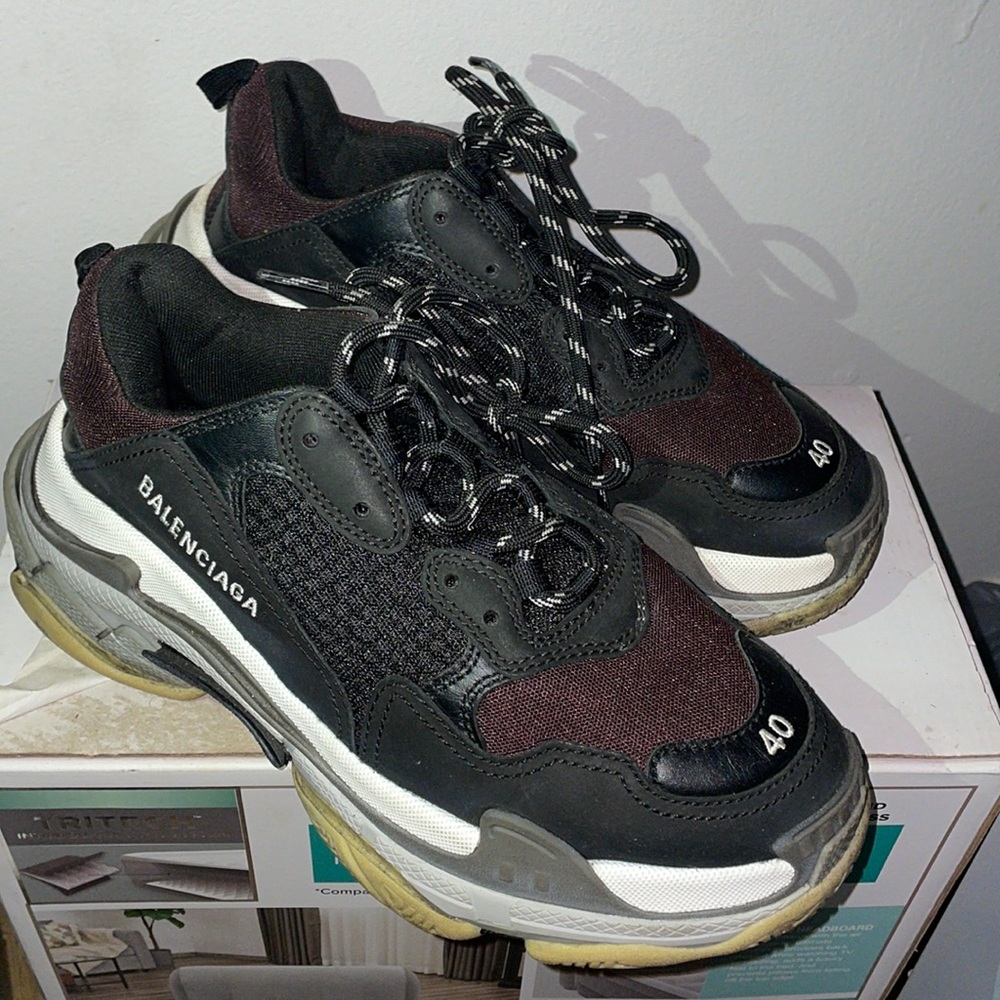 Balenciaga triple s sneakers size 7